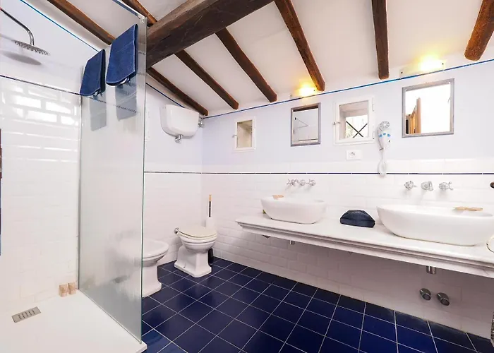 Вілла La Poventina *